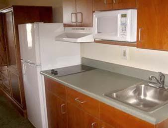 Meridian Extended Stay Hotel Oklahoma City Room photo
