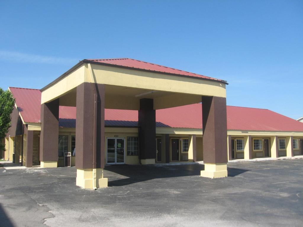 Meridian Extended Stay Hotel Oklahoma City Exterior photo